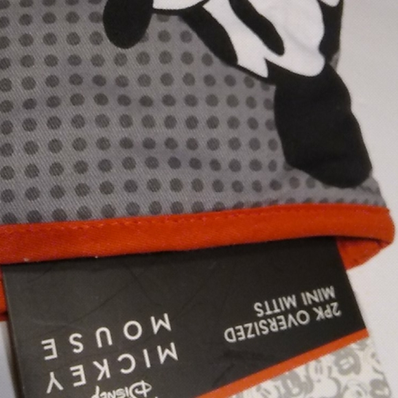Nwt 2 Pack Oversized Mini Mitts - Picture 5 of 6